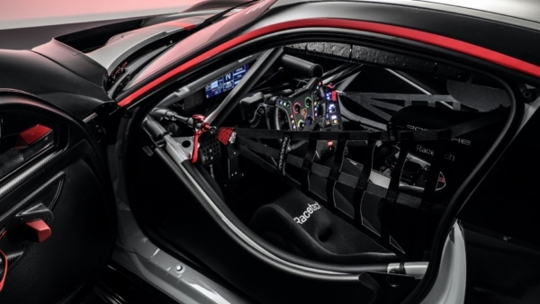 “Porsche 911 GT3 R” нового поколения готов к гонкам