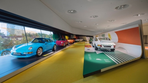Открыта выставка, посвященная самому быстрому спортивному автомобилю Германии “Spirit of Carrera RS”