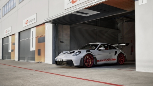 Максимальная производительность – новый “Porsche 911 GT3 RS”