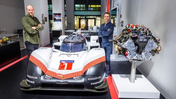 Seventy five years of Porsche sports cars: Porsche celebrates a success story
