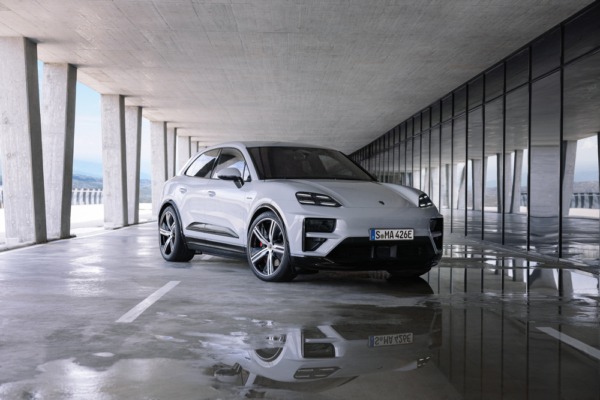“Porsche” pirmais pilnībā elektriskais SUV “Macan” izvirza jaunus standartus