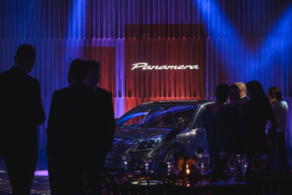 В Риге состоялась презентация Porsche Panamera нового поколения